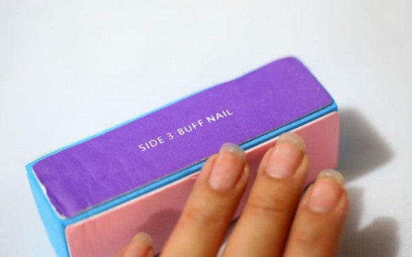 How to do your own Manicure at home